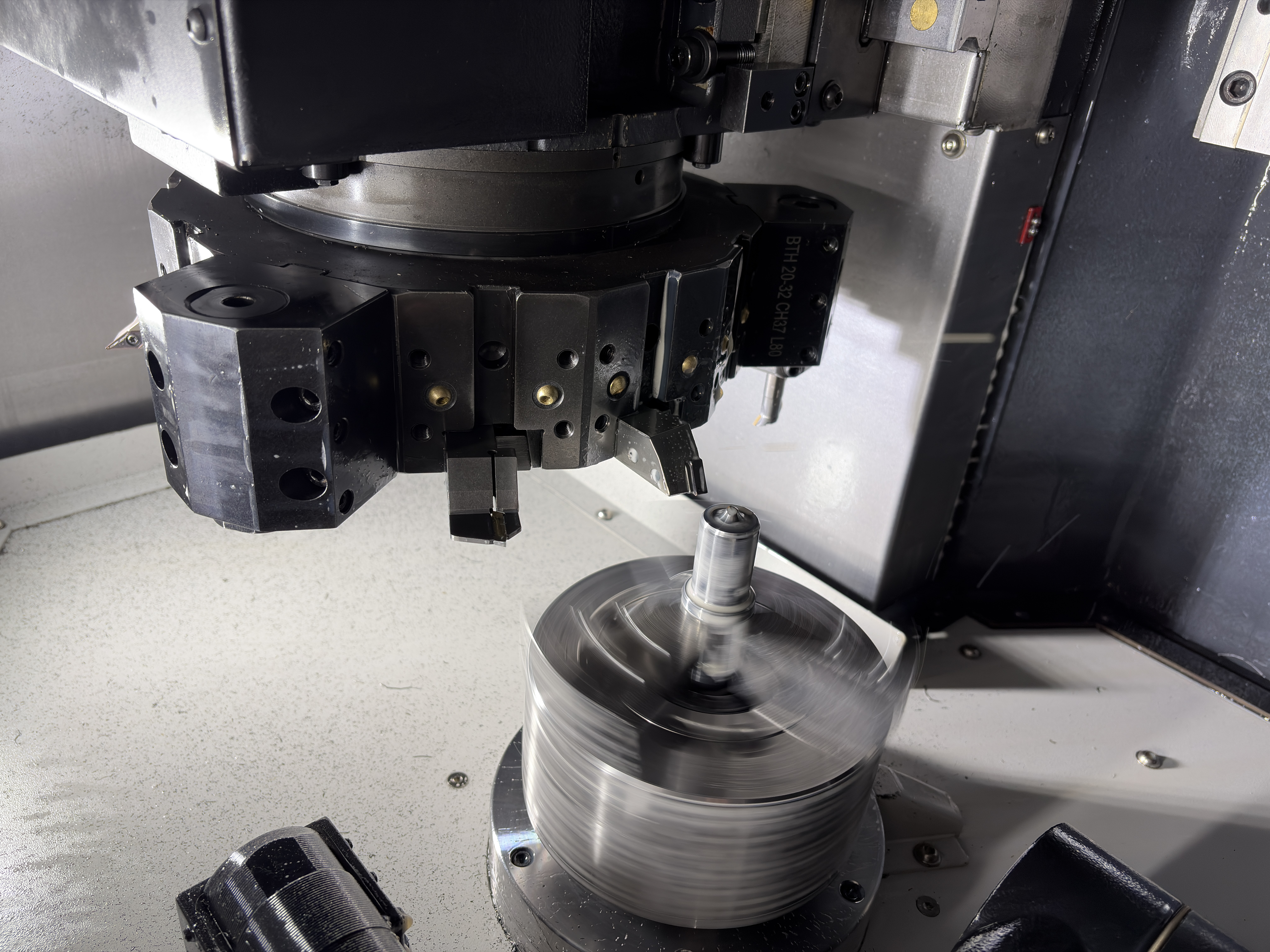 CNC Torna ve Dik İşleme Merkezleri ile Kalıp Üretimi